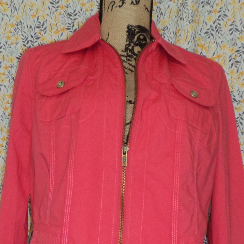 Chico's Vibrant and Lightweight Safari Style Jacket --  Size 1